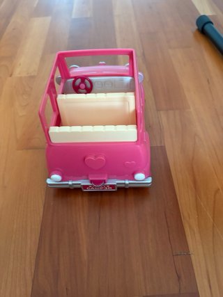 Coche caravana de juguete con accesorios