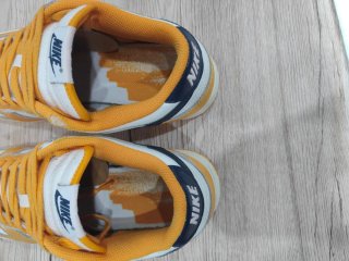 Nike dunk wear and tear amarillo 42,5