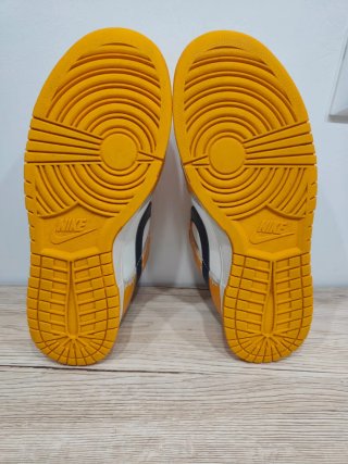 Nike dunk wear and tear amarillo 42,5