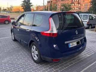 Renault Grand Scenic 2010