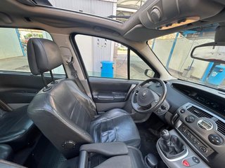 Renault Grand Scenic 2005