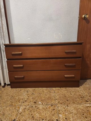 10 Muebles + 2 Colchones 190€
