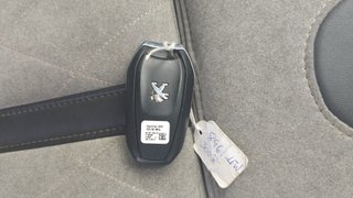 Peugeot 3008 Hybrid 300 GT e-EAT8 221 kW (300 CV)