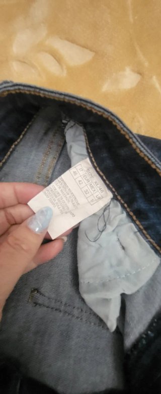 Pantalón vaquero elástico con perlas