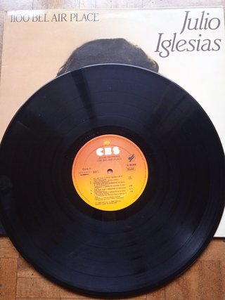 Julio Iglesias: 2 Vinilos y 1 CD
