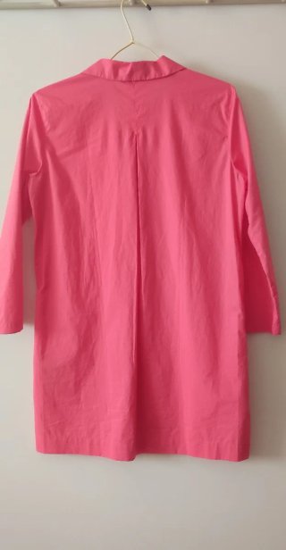 Blusón fucsia con bolsillos