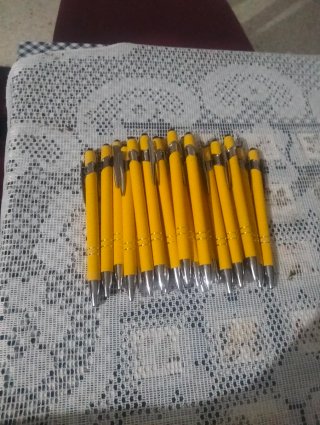 100 Bolígrafos Amarillos