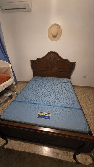 Cama Matrimonio esta como nuevo