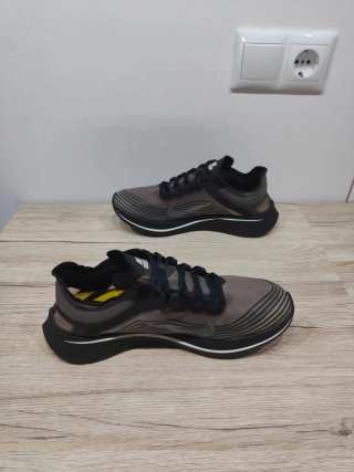 Nike Zoom Fly SP Gyakusou negro 42.5