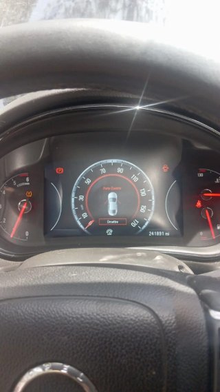 cuadro instrumentos coche Opel insignia 2015