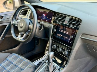 Volkswagen Golf 2020