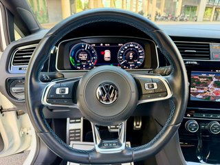 Volkswagen Golf 2020