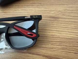 Gafas de Sol Ray-Ban Polarizadas Negras Ed.Ferrari
