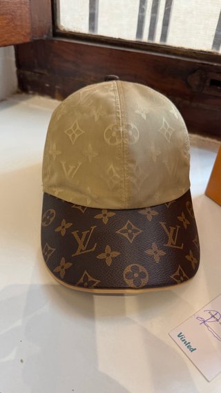 Gorra Louis Vuitton Beige y Marrón