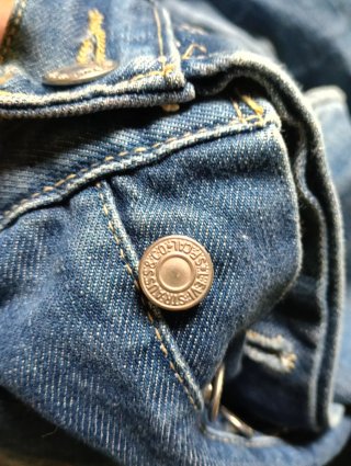 Pantalón vaquero Levi's vintage talla 40