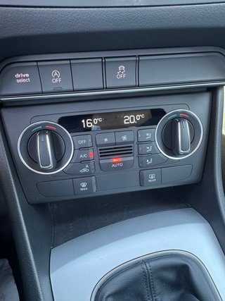 Audi Q3 Sport Edition 2.0TDi 150cv manual