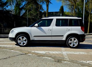 Skoda Yeti 1.2 TSI – 2010 – 105 CV – Techo solar