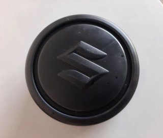 Tapacubos Suzuki Vitara Trasero Negro
