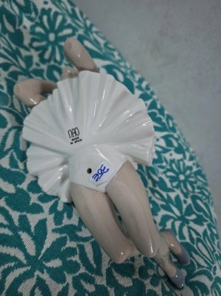 Figura Bailarina Porcelana Gris Blanco