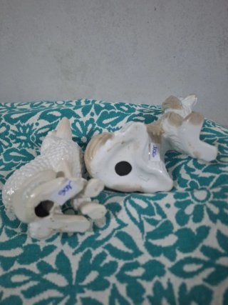 Figuras de Perros de Porcelana