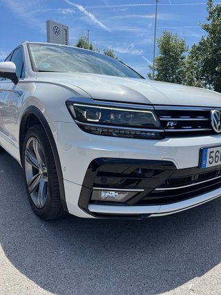 VW Tiguan Sport R-Line 2.0TDi 190cv 4M DSG
