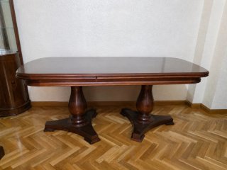 Mesa comedor madera cerezo.