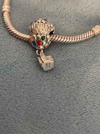 Charm Globo up