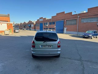 Opel Zafira 2004 2.0 dti 100cv  7plazas