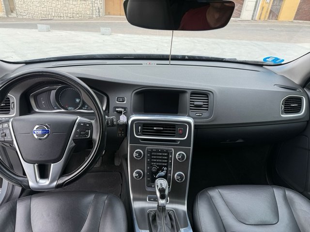 Volvo V60 2014