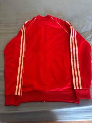 Sudadera Adidas Roja con Rayas Blancas