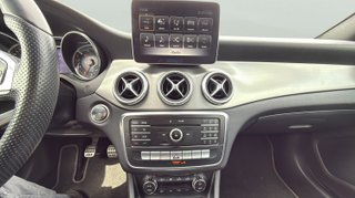 Mercedes-Benz CLA Shooting Brake 180 90 kW (122 CV)