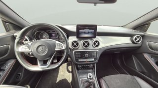 Mercedes-Benz CLA Shooting Brake 180 90 kW (122 CV)