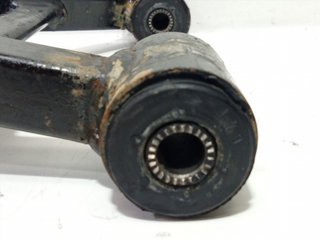 BRAZO SUSPENSION SUPERIOR DELANTERO IZQUIERDO YAM