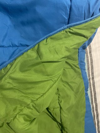 Edredón reversible azul y multicolor