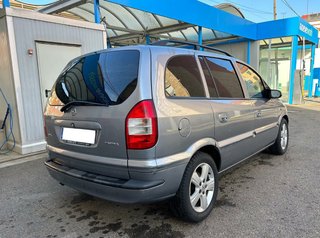 Opel Zafira 2005