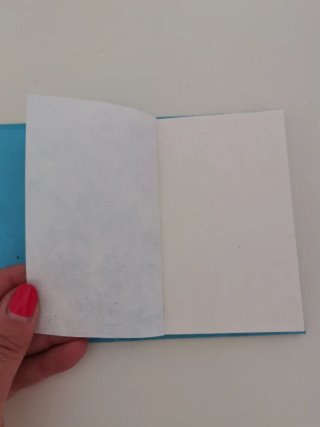 Quaderno piccolo decorato fiori
