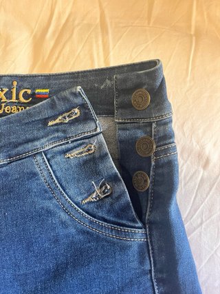 Pantalones vaqueros Toxic estilo flare push up