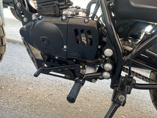 Mutt 125 Negra