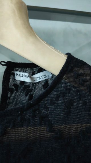 Vestido negro plumeti Pull and Bear XL