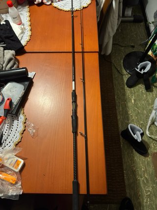 3 Cañas de Pesca: Shimano Basterra, Hart Ika ,