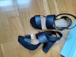 Sandalias Mary Paz Talla 37 Negras