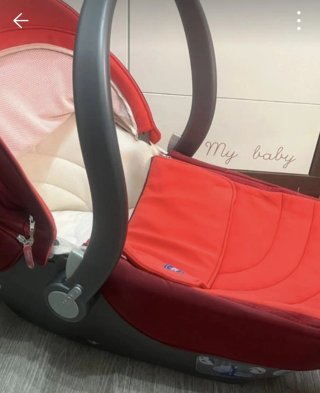 Silla de coche para bebé Chico roja