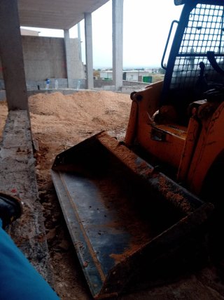 Compactación y nivelación de terreno