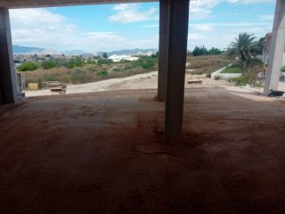 Compactación y nivelación de terreno