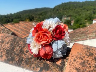 Ramillete Flamenca Flores Rojas y Azules