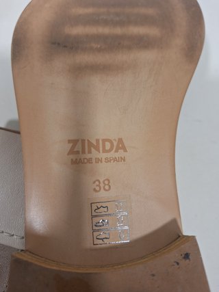 Sandalias de piel beige y multicolor