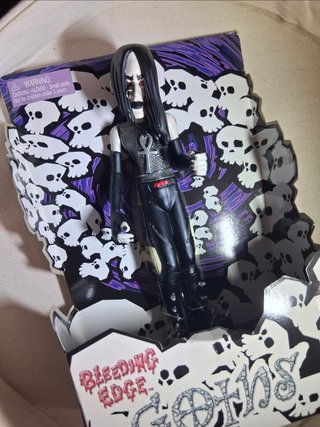 Figura Bleeding Edge Goths Dagger 2003