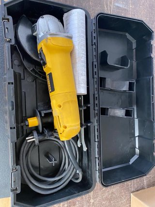Radial Dewalt D28113