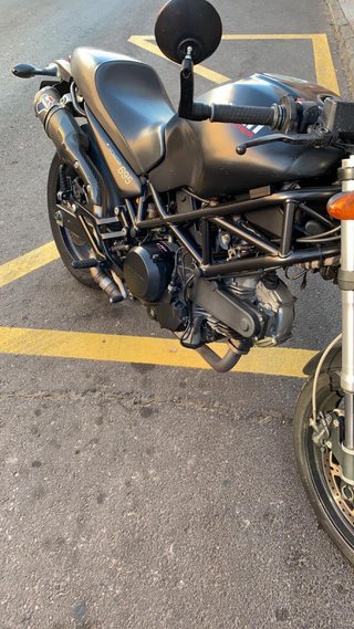 Ducati Monster 695 Negra