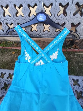 Top Azul Turquesa Bordado